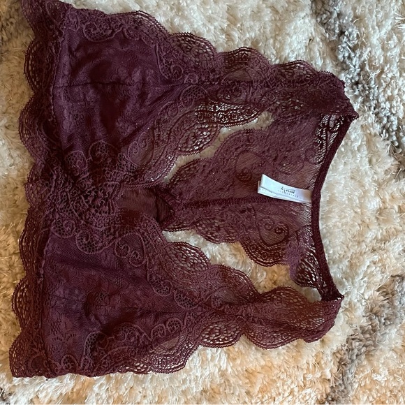 Bralette - Picture 2 of 4